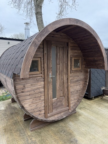 Barrel sauna canopy in - barrel, canopy.